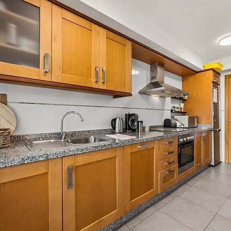 Home2book Wanderlust Apt Beach, Terrace Apartment *